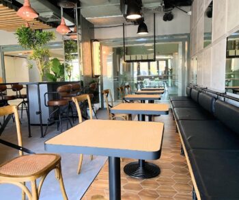 A complete guide to freelance work in Kuwait, including the best websites, practical steps, and tips to get your first freelance job successfully.