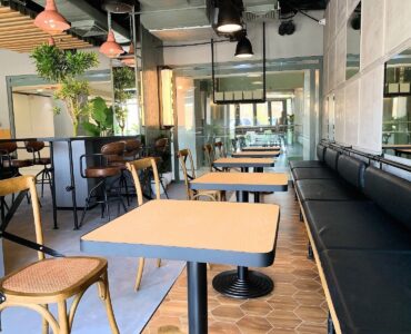 A complete guide to freelance work in Kuwait, including the best websites, practical steps, and tips to get your first freelance job successfully.